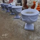 گلدان پایه دار گرد طرح پرده ای