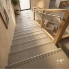 اجرای سنگ پله بتنی در راه پله داخلی ساختمان مسکونی